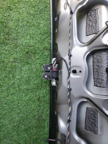 2012 MERCEDES B CLASS W246 1.8D TAILGATE BOOT LID BLACK + WARRANTY A211