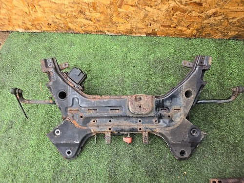 Ssangyong Tivoli Elx 2015 1.6 Petrol Front Subframe Warranty A221 - Image 7