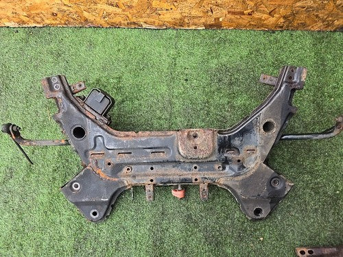 Ssangyong Tivoli Elx 2015 1.6 Petrol Front Subframe Warranty A221 - Image 8