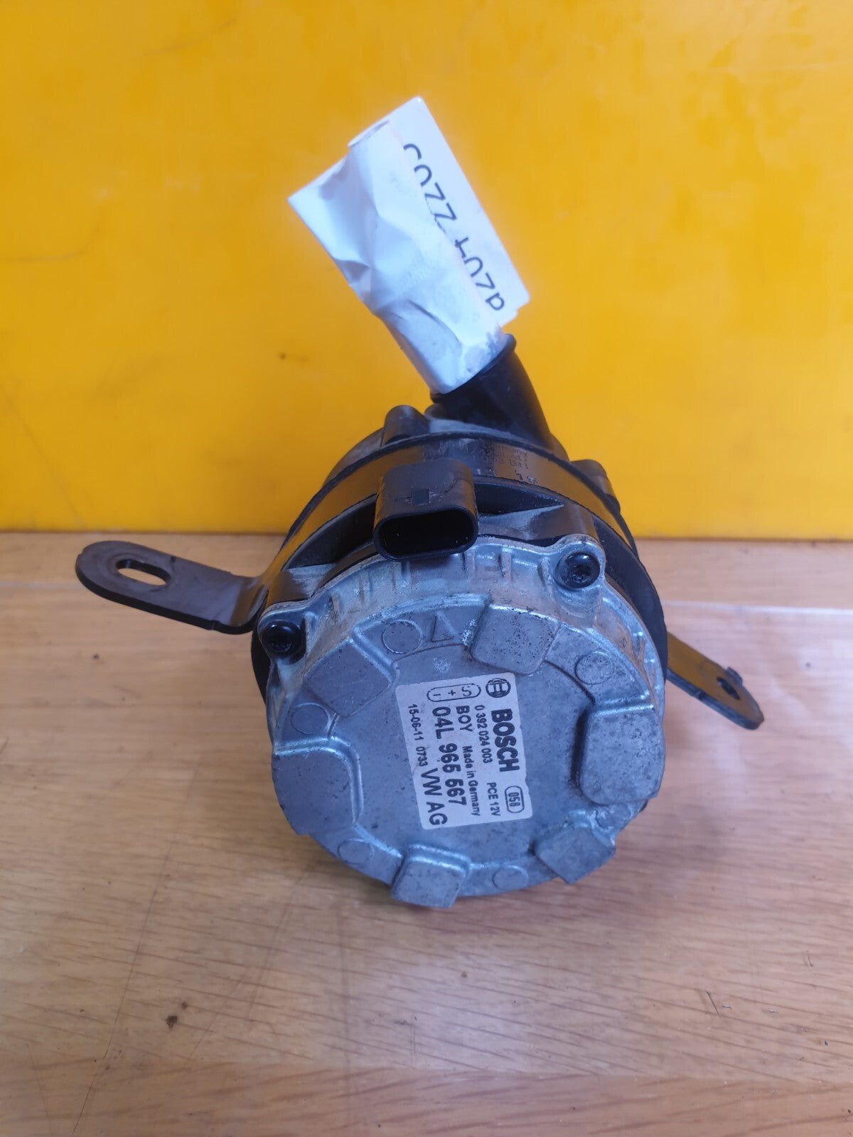 ✅AUDI A3 E-TRON 1.4 PETROL 2015 AUXILIARY WATER PUMP 04L965567 Warranty A204 - Image 4