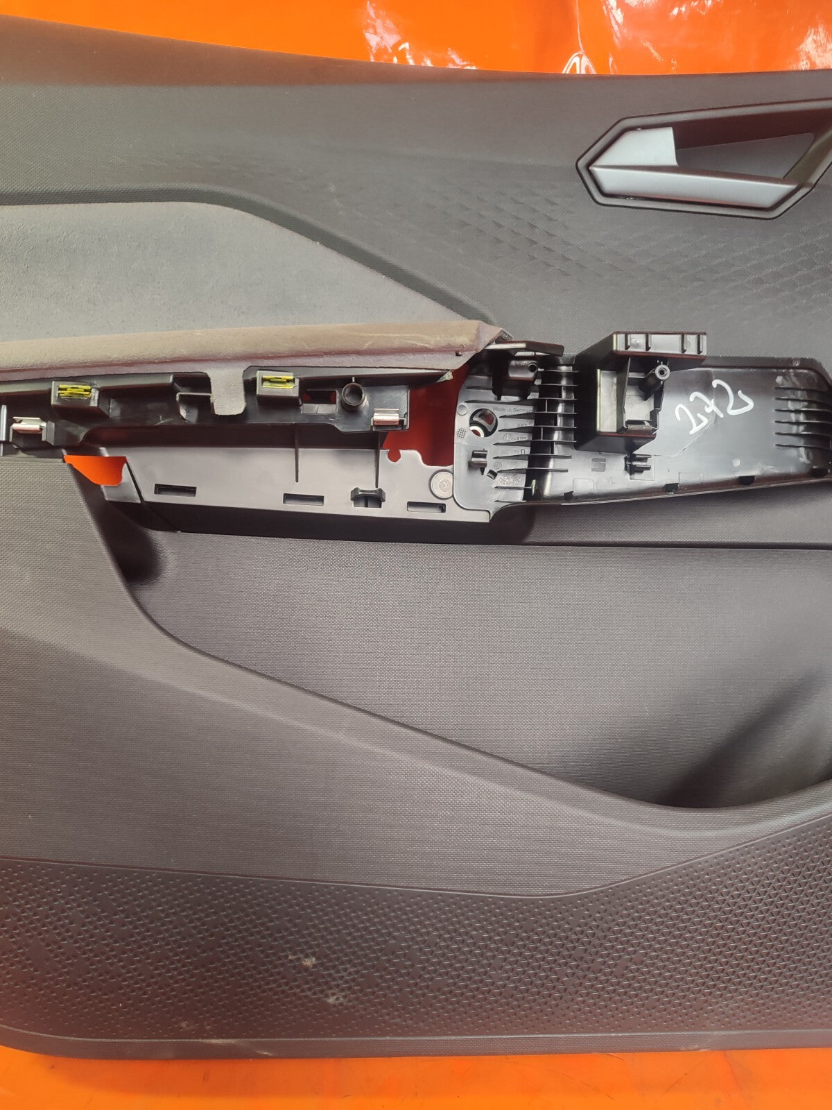 ✅CUPRA BORN V2 Ev 2023 FRONT LEFT DOOR CARD Warranty A272 - Image 3