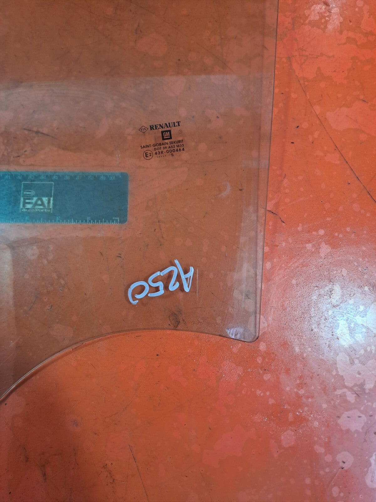 ✅RENAULT TRAFIC MK3 Sl27 1.6 DIESEL 2015 FRONT LEFT DOOR WINDOW GLASS 43R000464 - Image 5