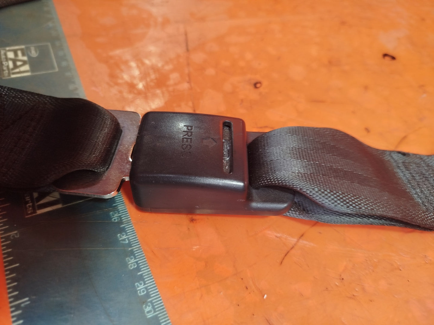 ✅SSANGYONG TIVOLI ELX REAR CENTRE MIDDLE SEAT BELT 75605-35000 Warranty xAA - Image 12