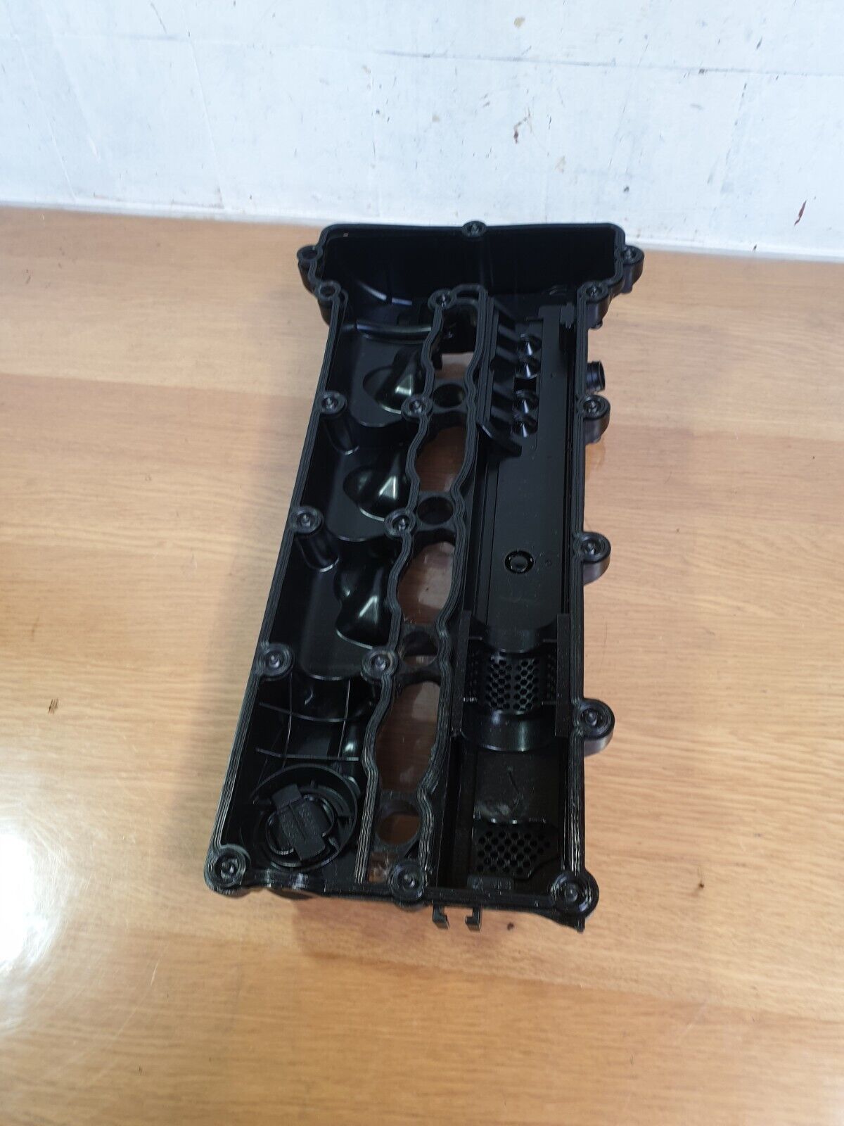 2015 MERCEDES A CLASS W176 AMG 2.1D ROCKER COVER A6510109018 + WARRANTY A047