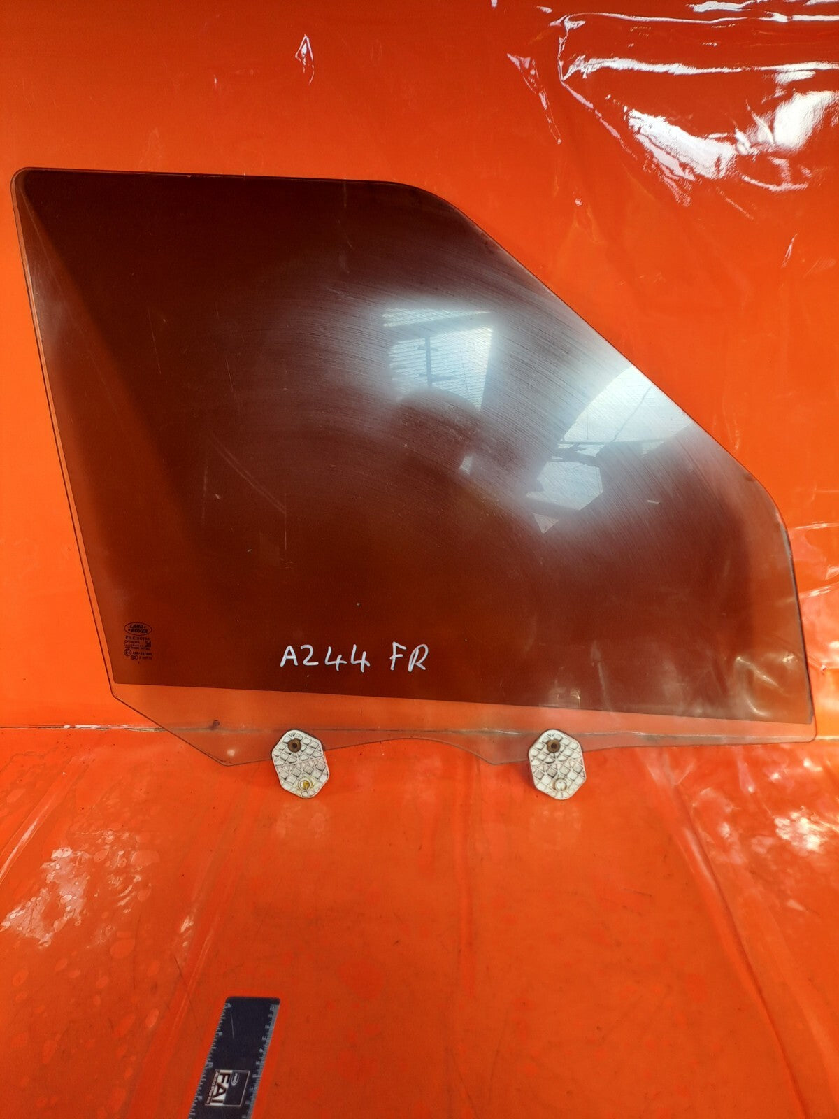 ✅LAND ROVER DISCOVERY 4 L319 3.0 DIESEL 2010 FRONT RIGHT WINDOW GLASS 43R-001605 - Image 3