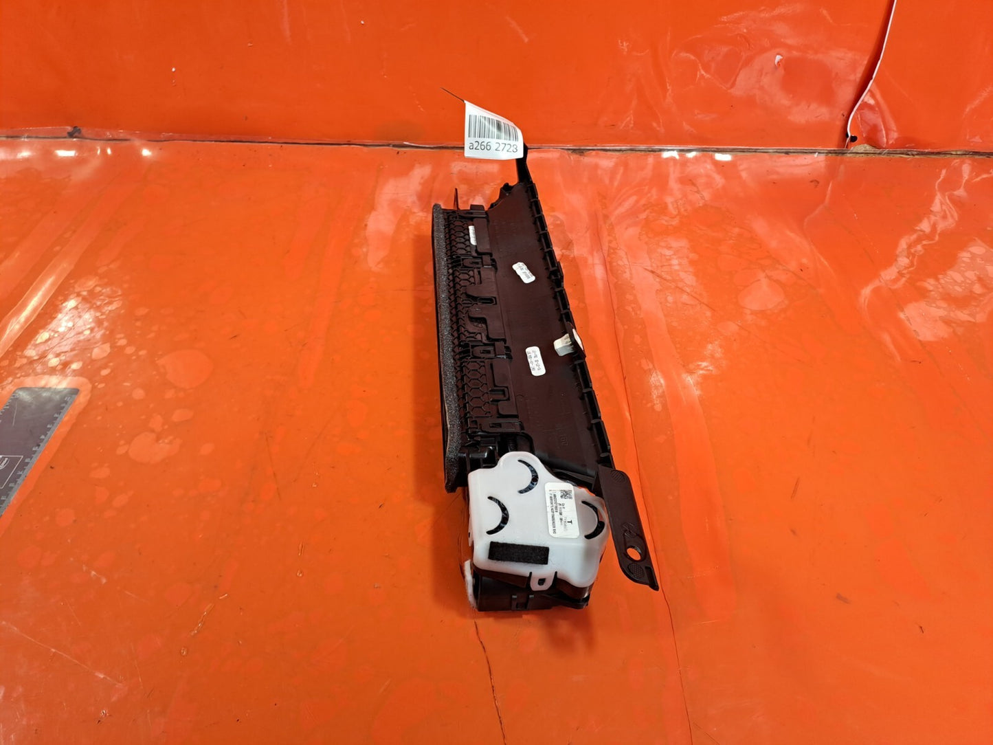 ✅2020 TESLA MODEL 3 RIGHT DRIVER SIDE DASHBOARD INNER AIR VENT 1111599-00-B - Image 3