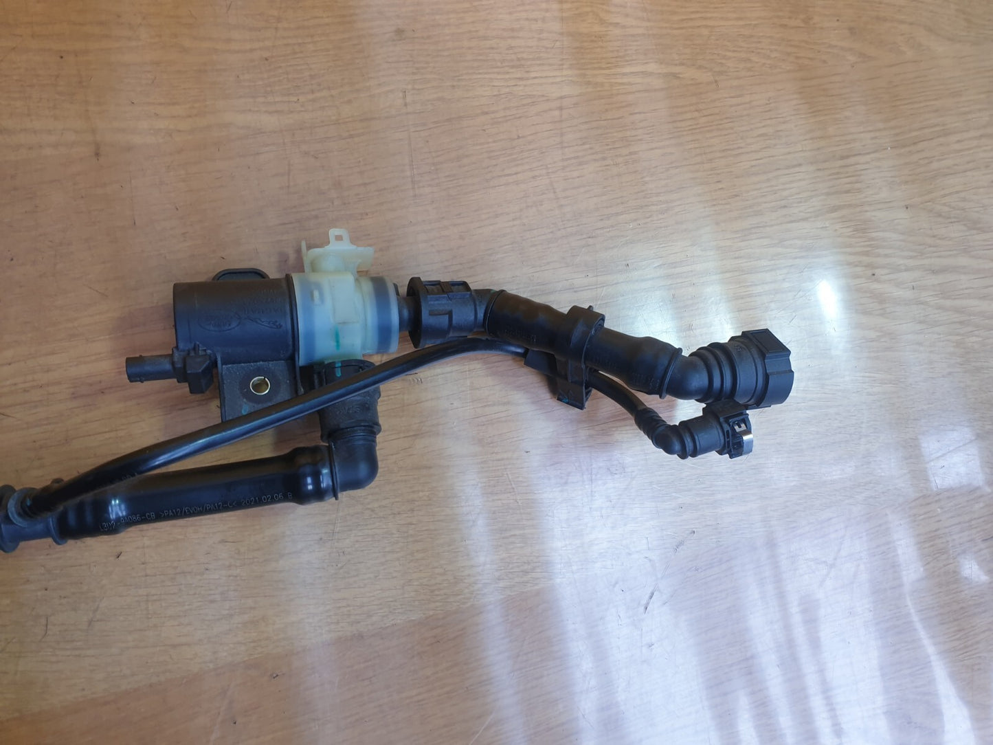 ✅2022 RANGE ROVER EVOQUE L551 BREATHER VALVE L8D29285A + WARRANTY A169 - Image 8