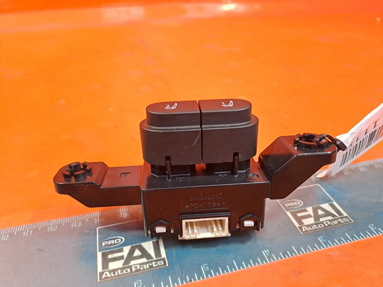 2024 HYUNDAI IONIQ 5 Driver Seat Adjustable Switch 93250-GI500 + WARRANTY A226 - Image 3