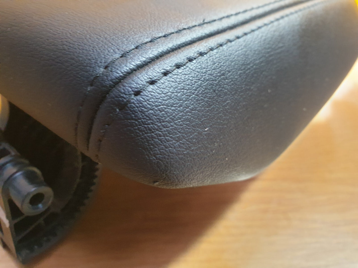✅2022 FORD FOCUS ACTIVE 1.5D CENTRE CONSOLE ARM REST JX7BA045C74A WARRANTY A136 - Image 10