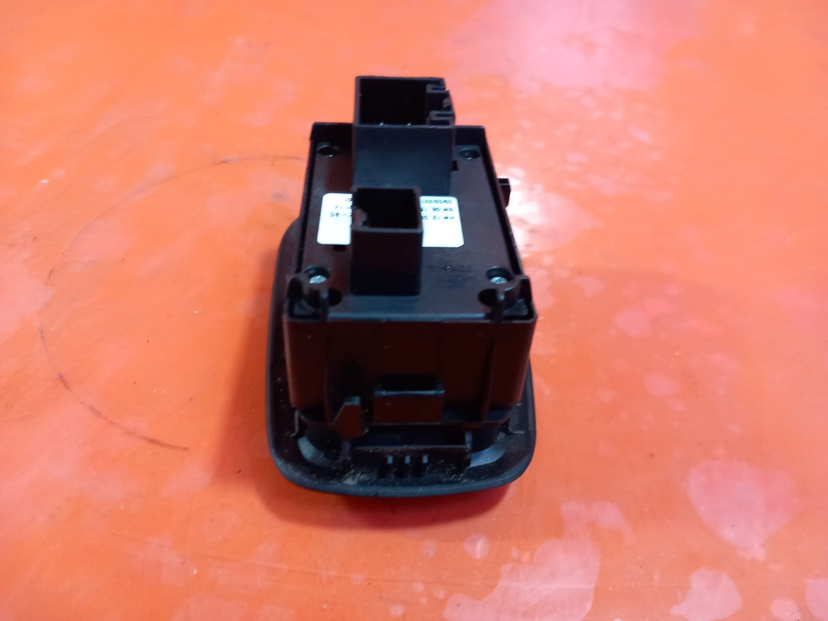 ebay-src:https://i.ebayimg.com/00/s/mtiwmfgxnjaw/z/apoaaeswt0jqziw5/$_57.jpg