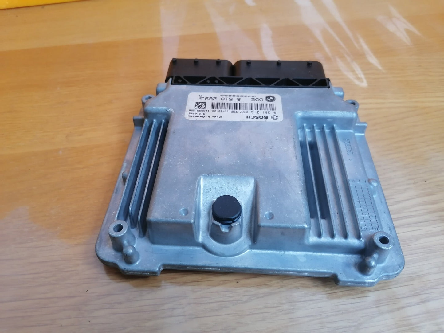 BMW 3 SERIES E90 E91 2.0 DIESEL ENGINE CONTROL MODULE ECU 0281018552 8518269 X00 - Image 4