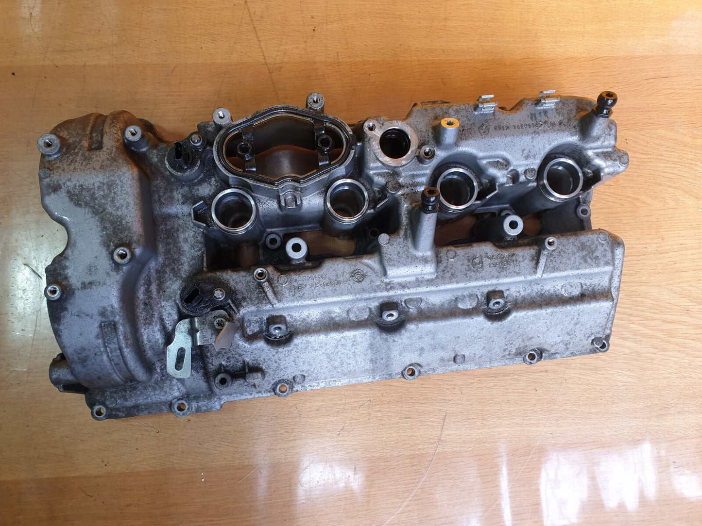 ✅2014 BMW 5 SERIES F11 4.4P ENGINE ROCKER VALVE COVER LEFT SIDE 7629995 - Image 6