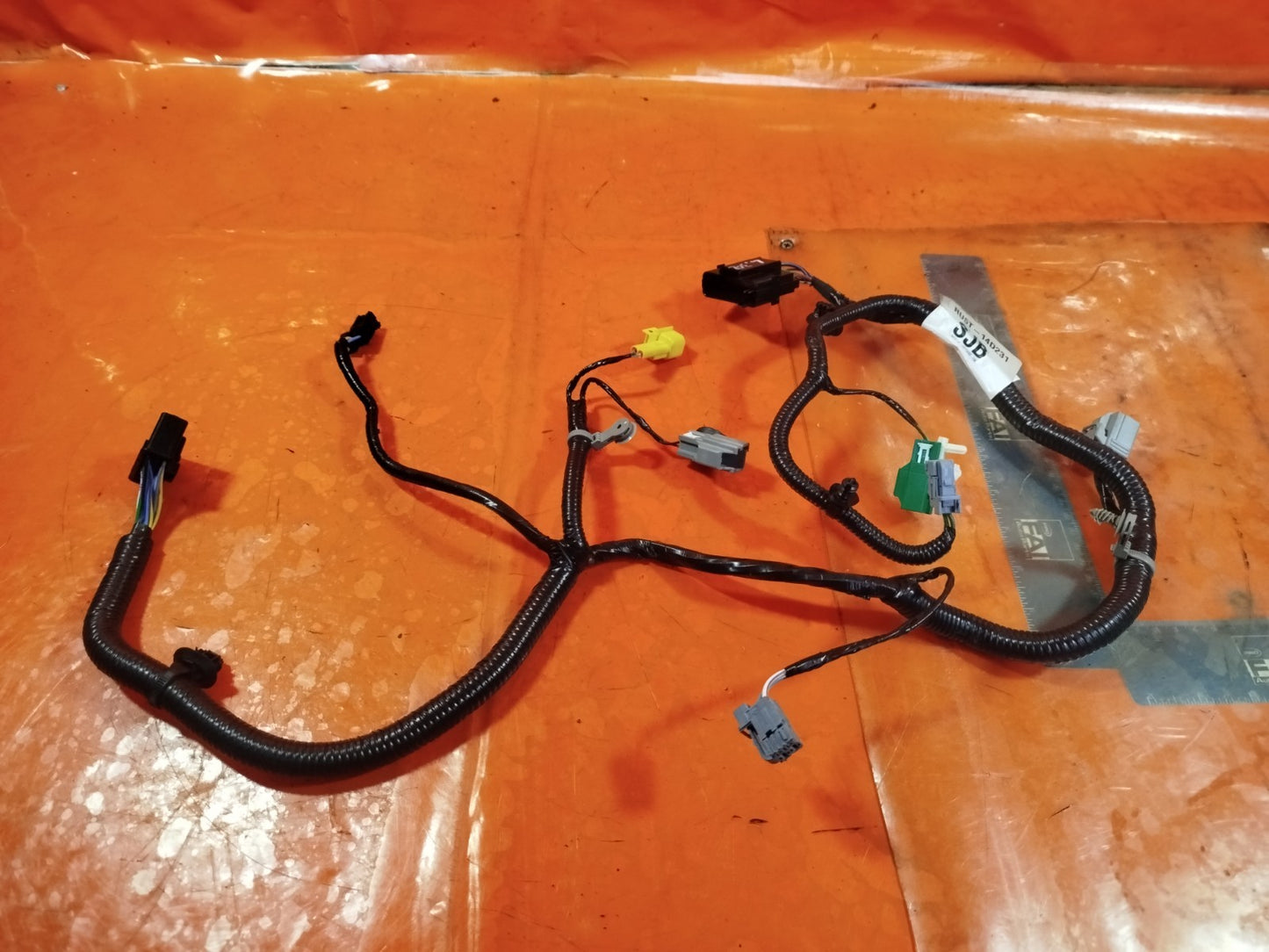 ✅FORD KUGA St-LINE 1.5 PETROL 2024 FRONT LEFT SEAT WIRING LOOM RU5T14D231SJB - Image 12