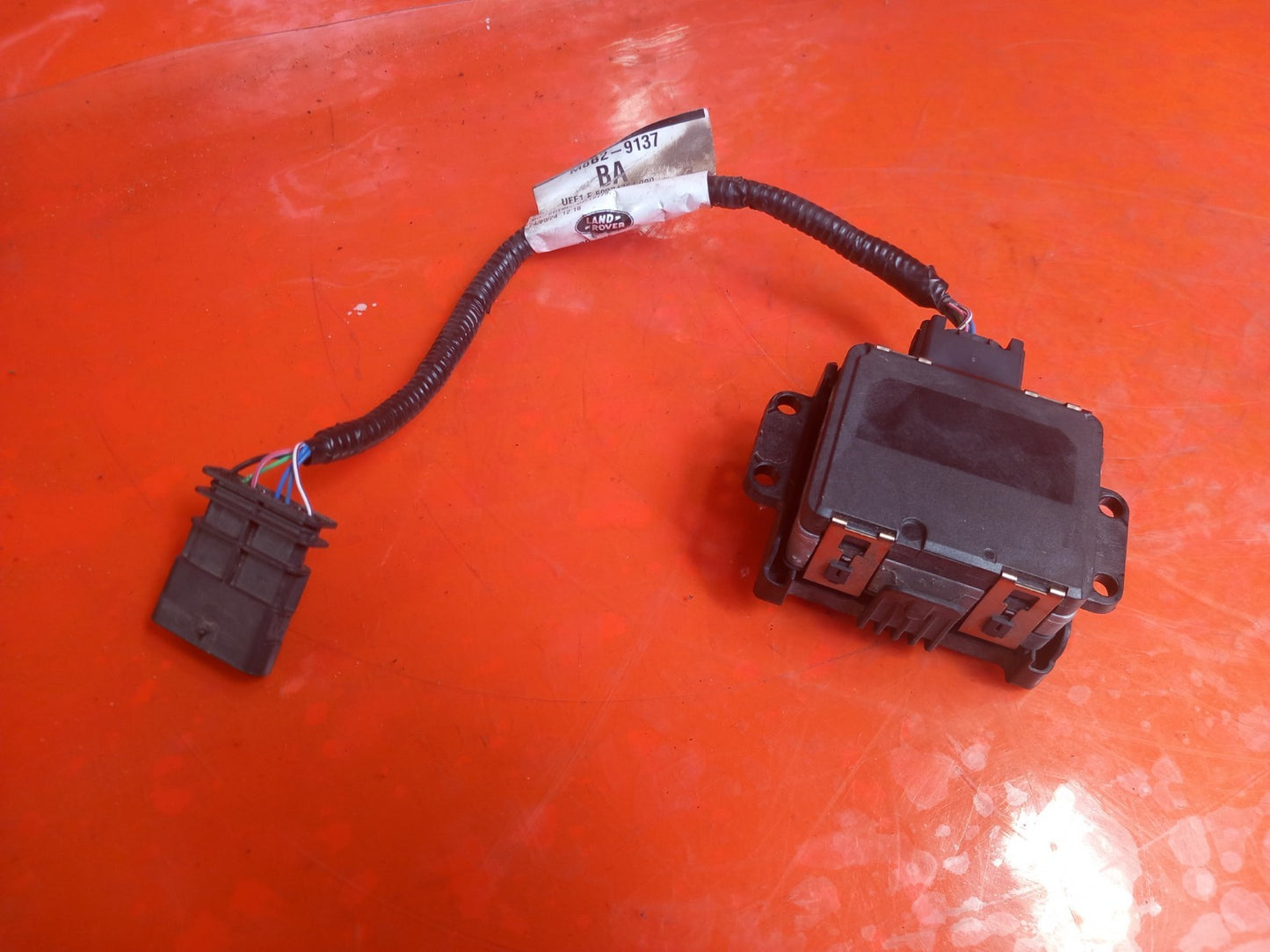 Land Rover Defender L663 3.0 Diesel 2025 Front Radar Sensor R8B29G768AB Warranty - Image 12