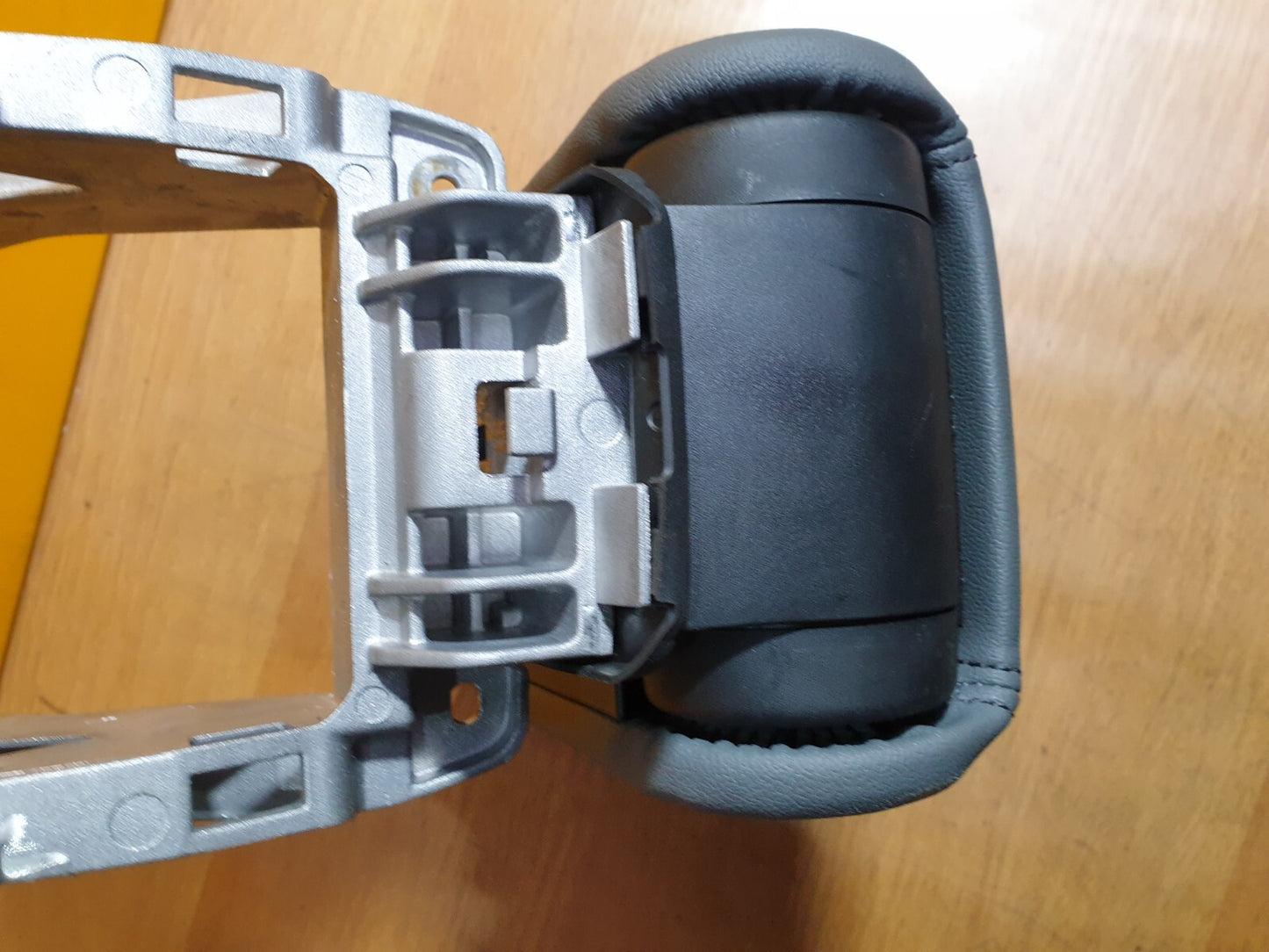 ✅AUDI A3 S LINE 1.4 PETROL 2021 CENTRE CONSOLE ARMREST 8Y0864283 Warranty A149 - Image 12