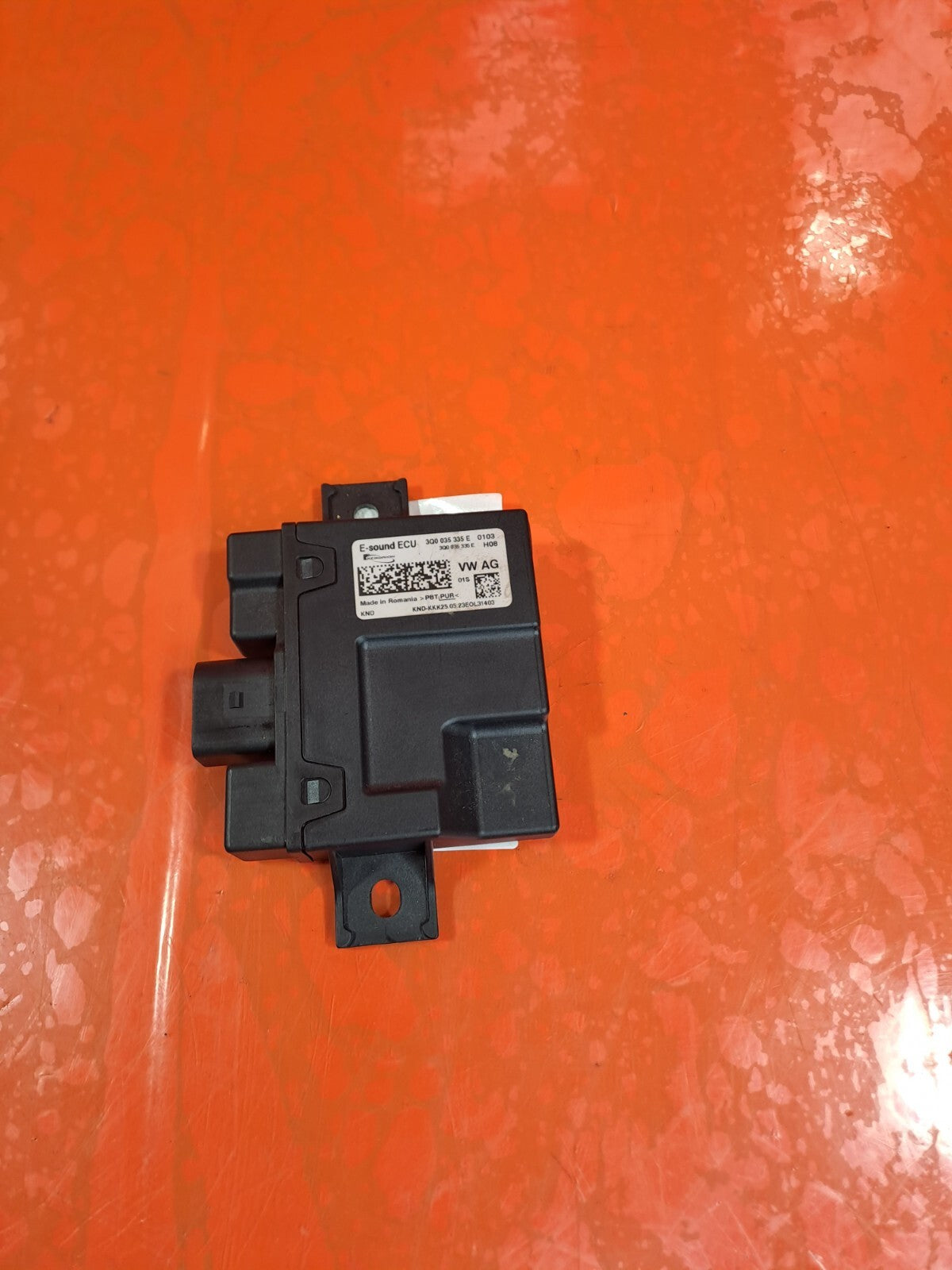 2023 CUPRA LEON VZ2 1.4P ENGINE NOISE GENERATOR CONTROL UNIT 3Q0035335E A227 - Image 1