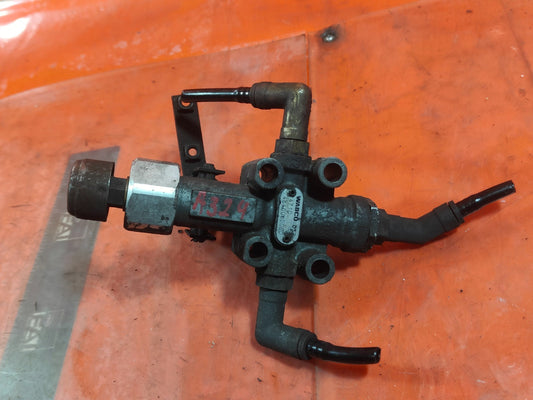 ✅2003 VOLVO FL AIR SUSPENSION VALVE 4640060000 + WARRANTY A324 - Image 2