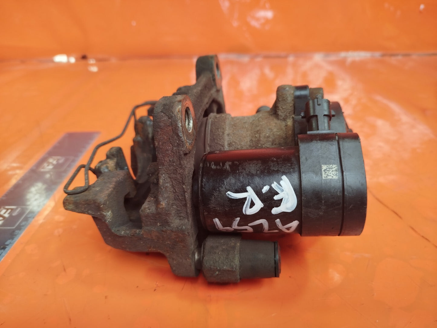✅2016 FORD MONDEO MK5 2.0D REAR RIGHT BRAKE CALIPER DG9C-2D250-A + WARRANTY A259 - Image 5