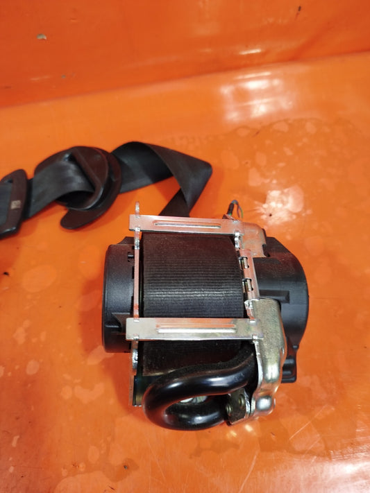 ✅2015 LAND ROVER DISCOVERY SPORT L550 FRONT LEFT SEAT BELT 628633700 + WARRANTY - Image 2