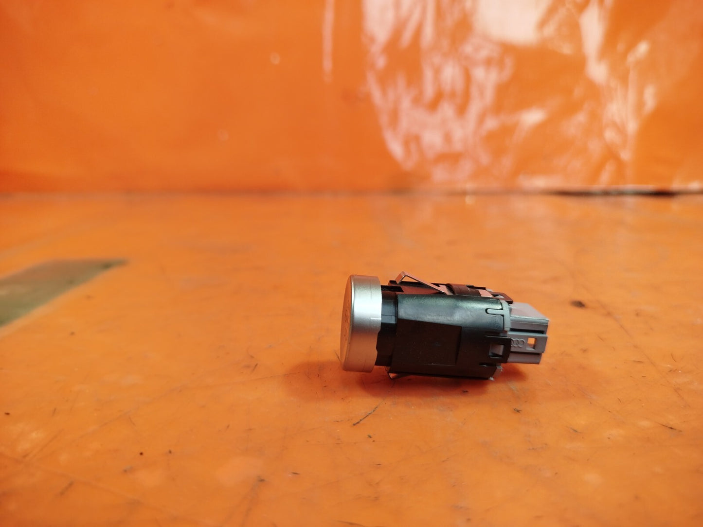 ✅CUPRA BORN V2 Ev 2023 ENGINE IGNITION START STOP SWITCH BUTTON 5H0959839 A272 - Image 2