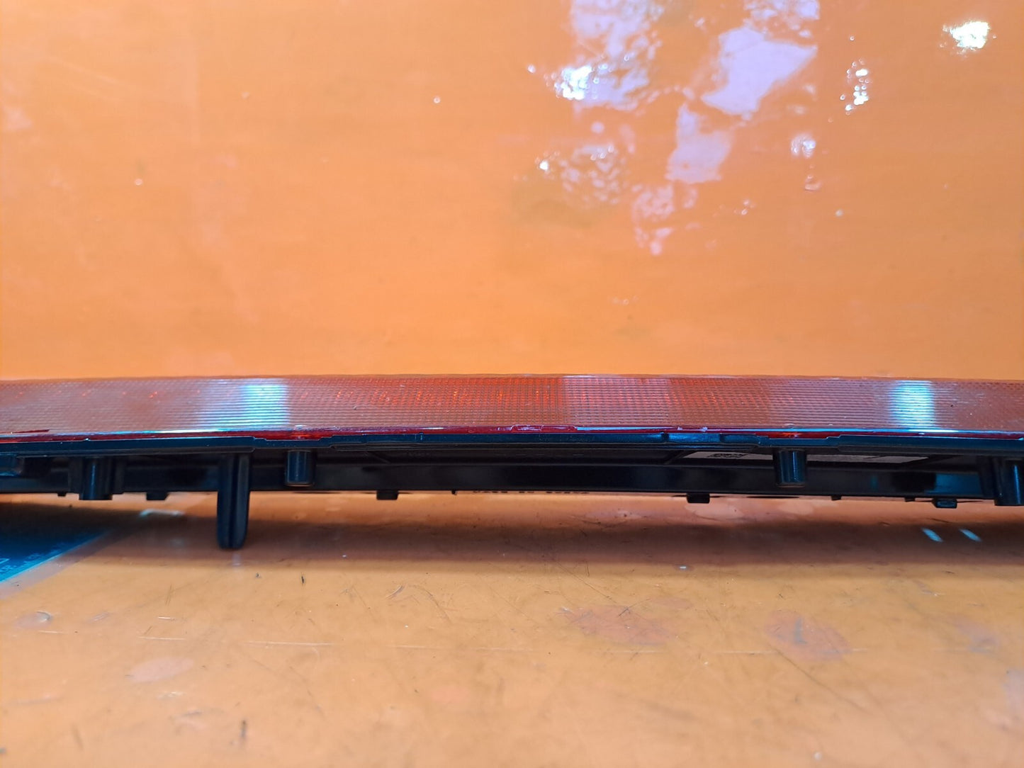 TESLA MODEL 3 LONG 2024 ADDITIONAL BRAKE LIGHT 1615202-00-C Warranty A207 - Image 7