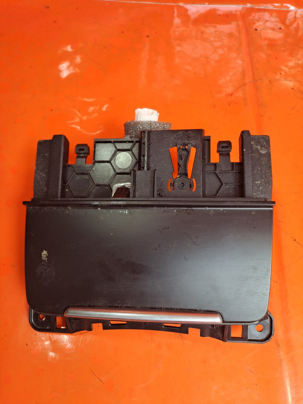 ✅Audi Q5 S Line 2012 2.0 Diesel FRONT AHSTRAY CONSOLE 8K0857951 Warranty A291 - Image 2