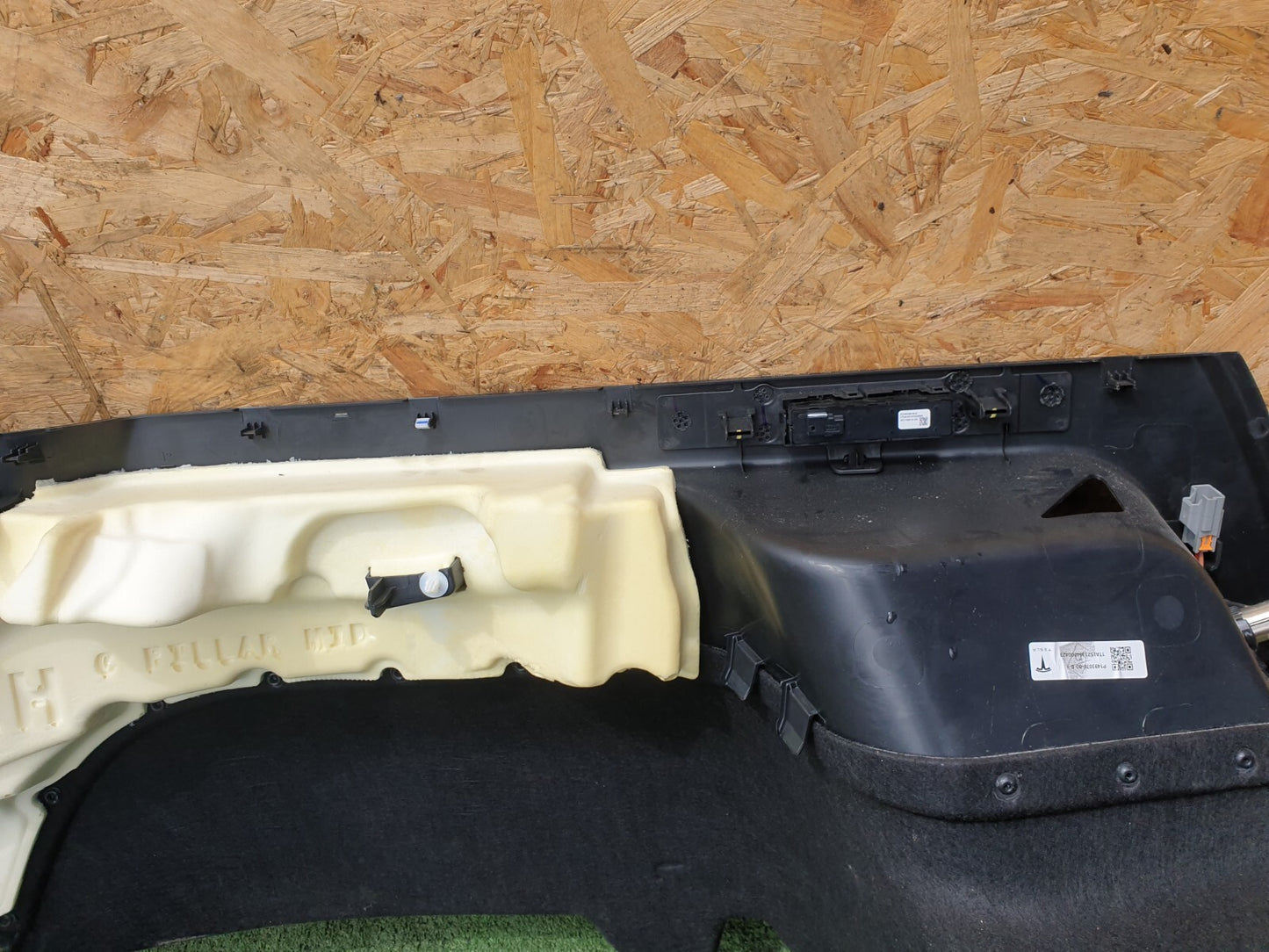 ✅2022 TESLA MODEL Y LEFT SIDE TRUNK BOOT TRIM PANEL 1493076-00-B + WARRANTY A172 - Image 10