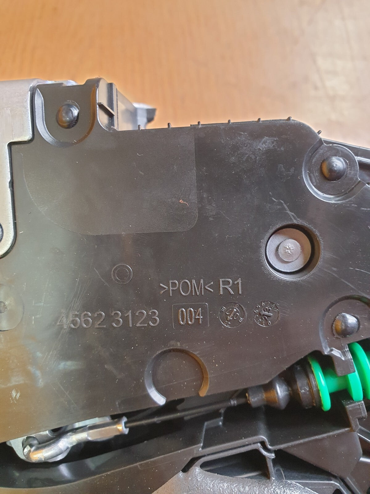ebay-src:https://i.ebayimg.com/00/s/mtywmfgxmjaw/z/oxgaaoswaqzmzgs1/$_57.jpg