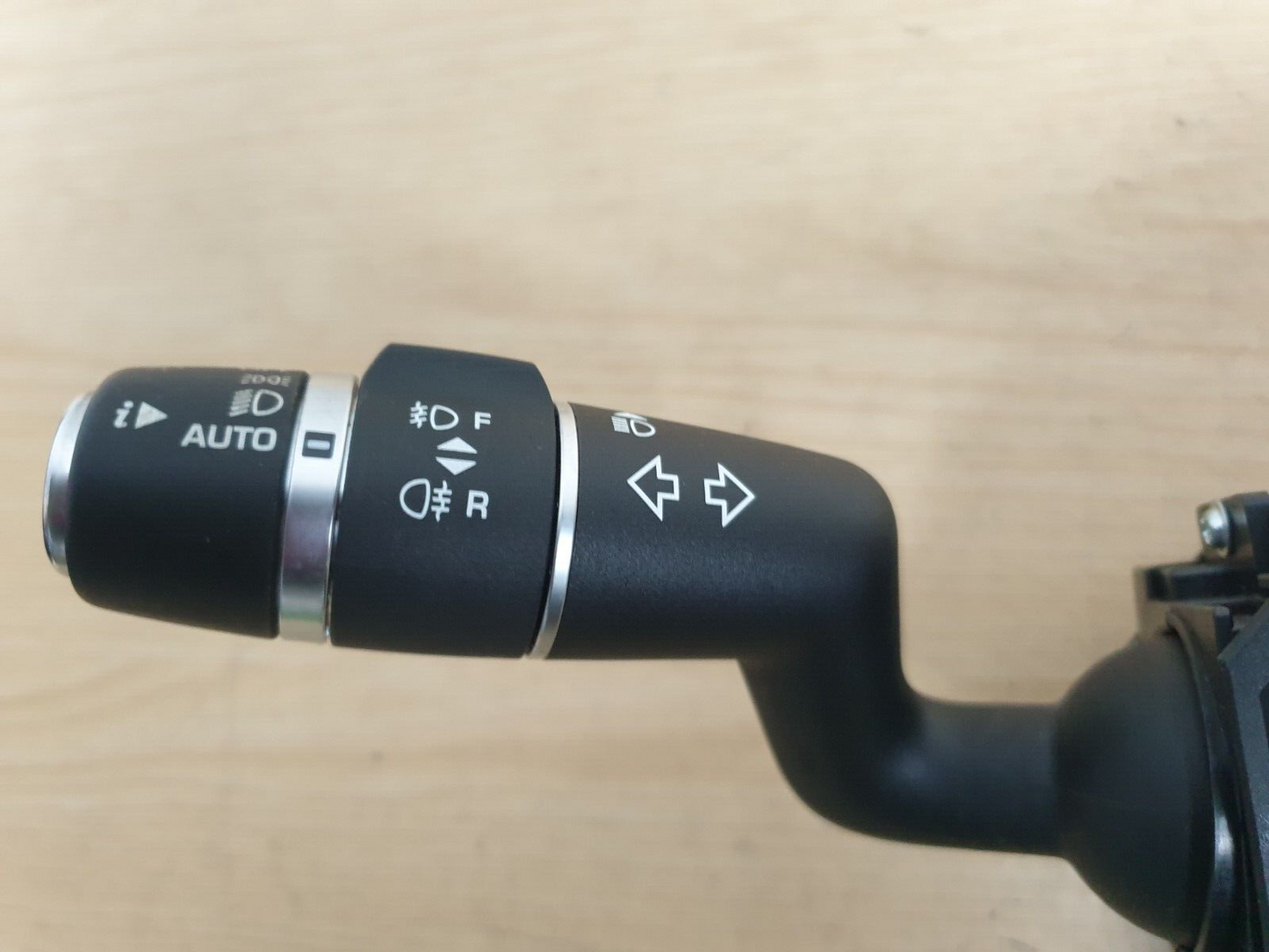 LAND ROVER DISCOVERY L462 2018 STEERING COLUMN INDICATOR WIPER STALKS HPLA13N064 - Image 7