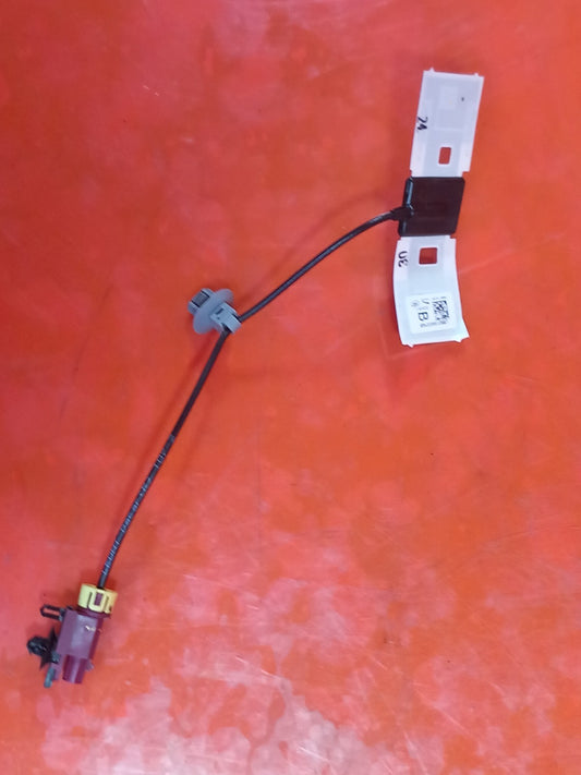Land Rover Defender L663 3.0 Diesel 2025 Rear Left Sensor L8B2156037AB A396 - Image 3