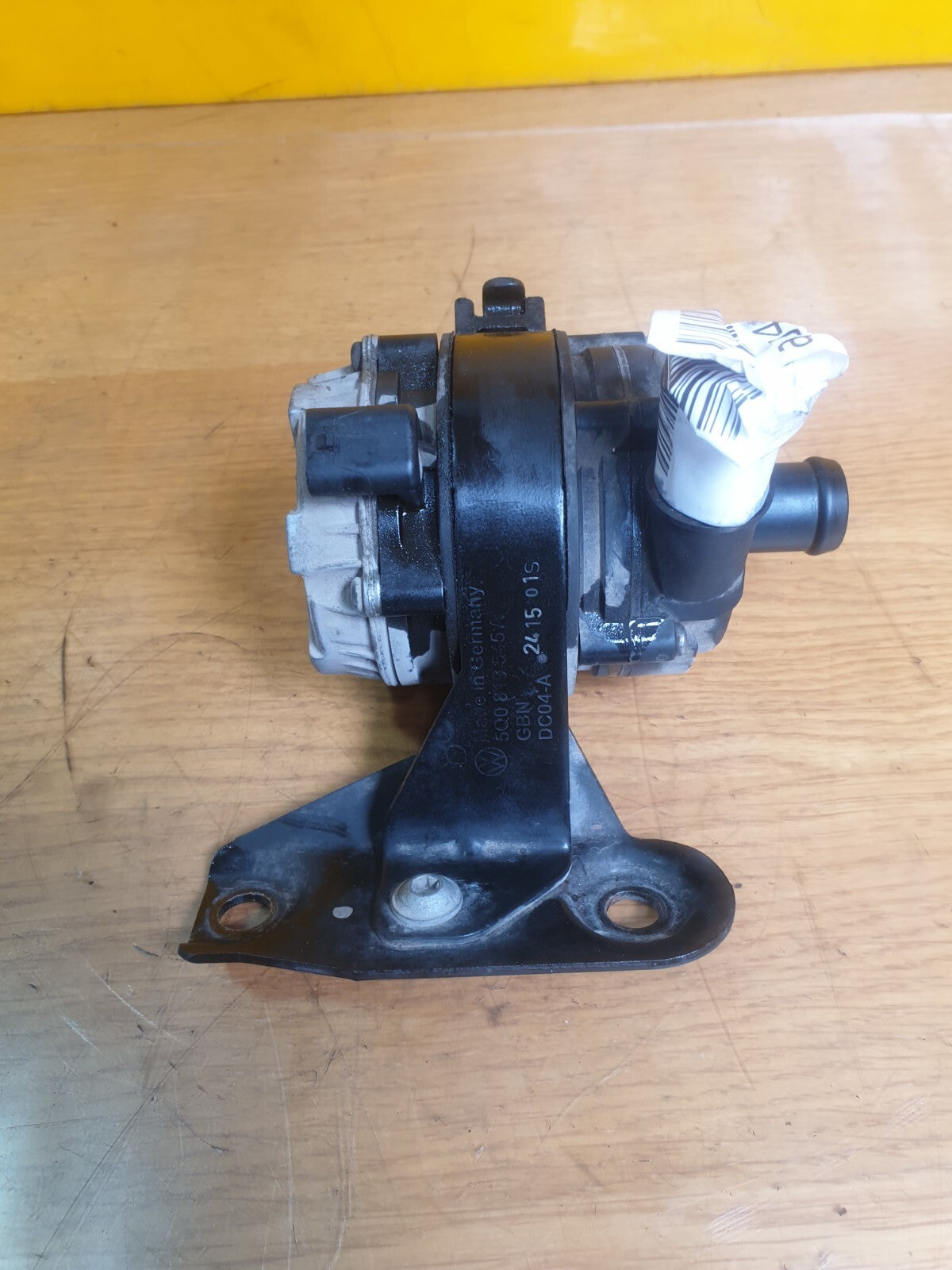 ✅AUDI A3 E-TRON 1.4 PETROL 2015 AUXILIARY WATER PUMP 5Q0819545A Warranty A204 - Image 9