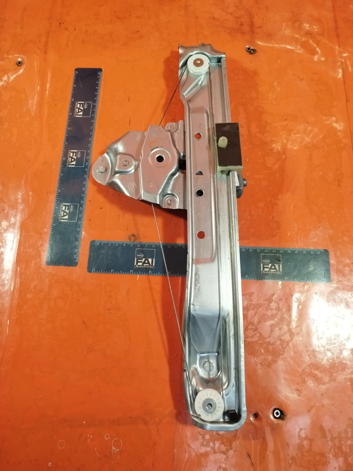 ✅2024 DACIA DUSTER JOURNEY REAR RIGHT WINDOW MOTOR REGULATOR 827208597R A364 - Image 12