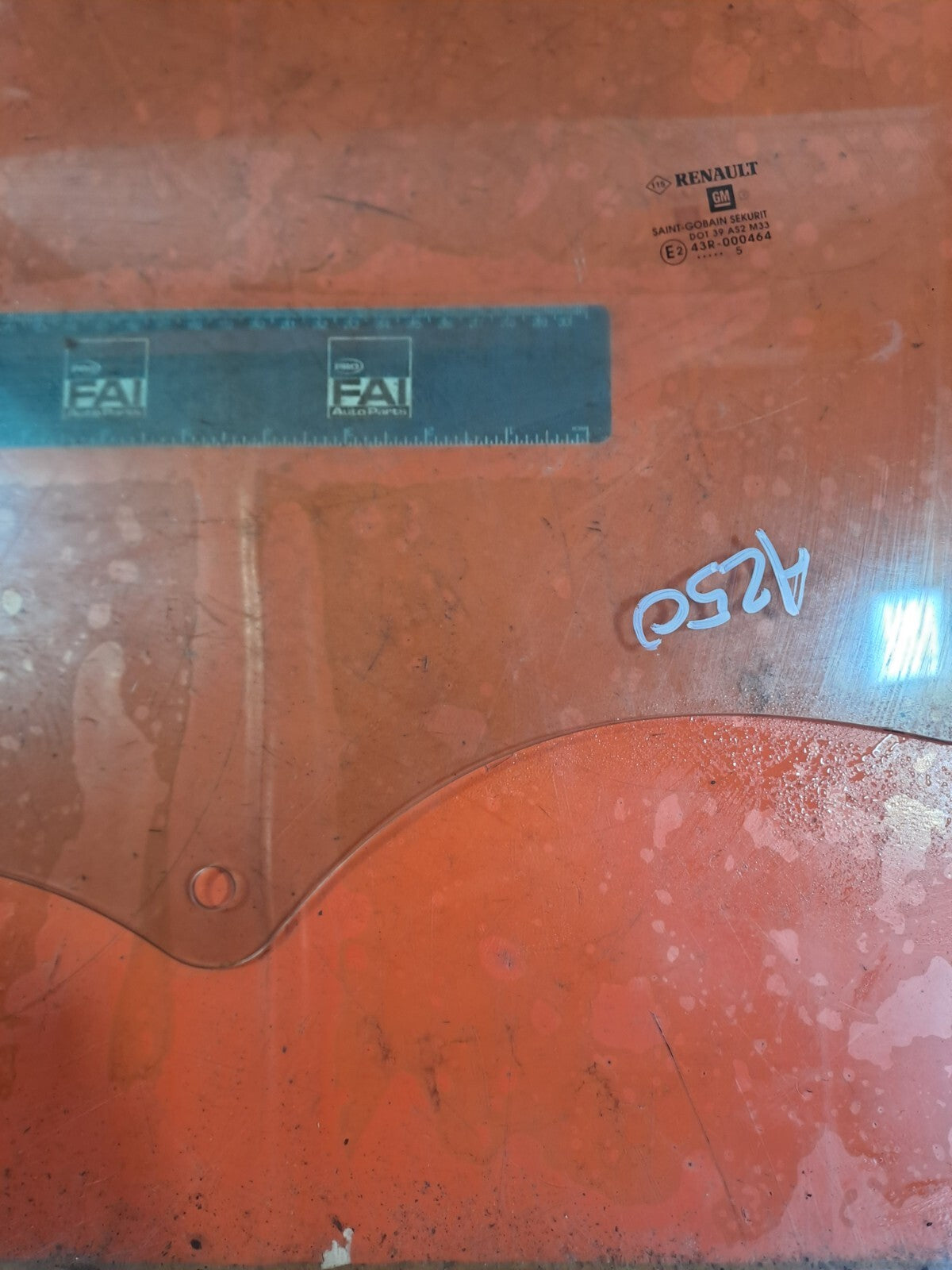 ✅RENAULT TRAFIC MK3 Sl27 1.6 DIESEL 2015 FRONT LEFT DOOR WINDOW GLASS 43R000464 - Image 6