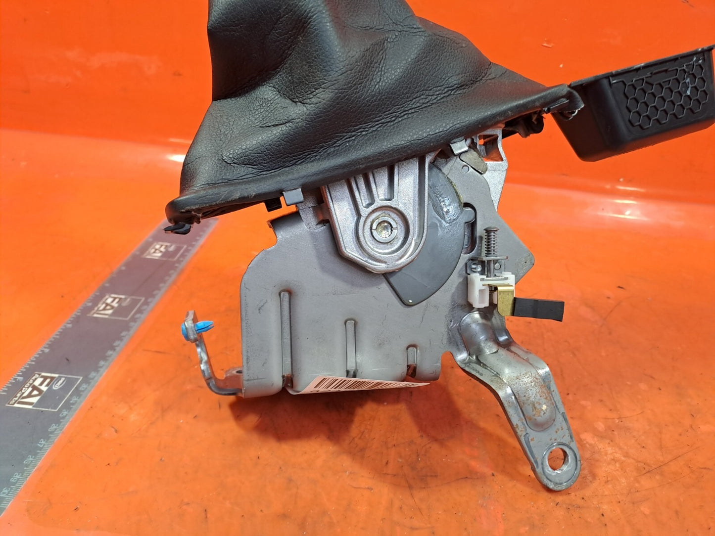✅2020 FORD FIESTA ACTIVE 1.0P HANDBRAKE LEVER ASSEMBLY H1BC2780DH +WARRANTY A247 - Image 9