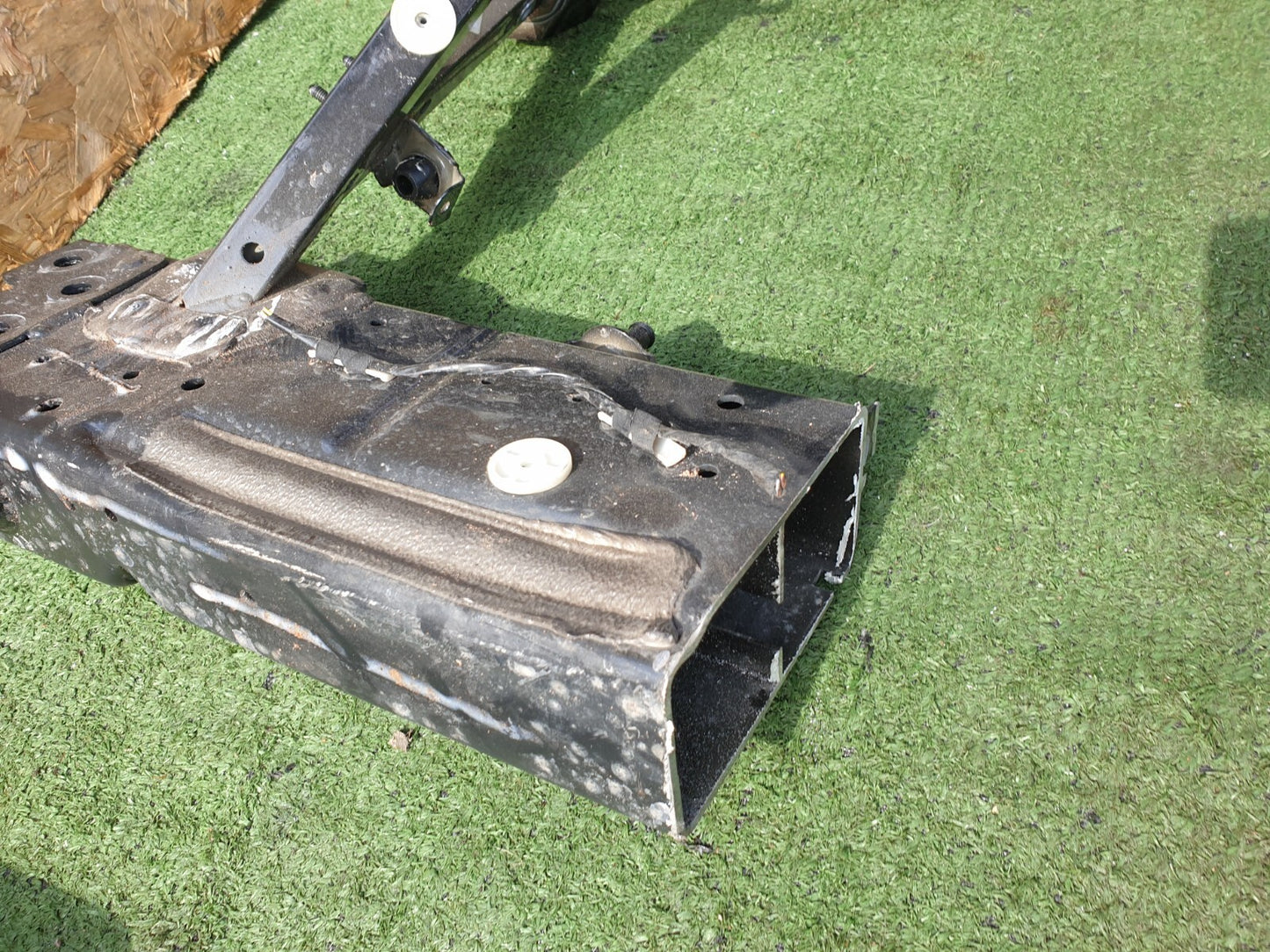 2023 BMW I4 G26 E-DRIVE 40 M SPORT CHASSIS LEG PART CUT LEFT & RIGHT A190 - Image 7