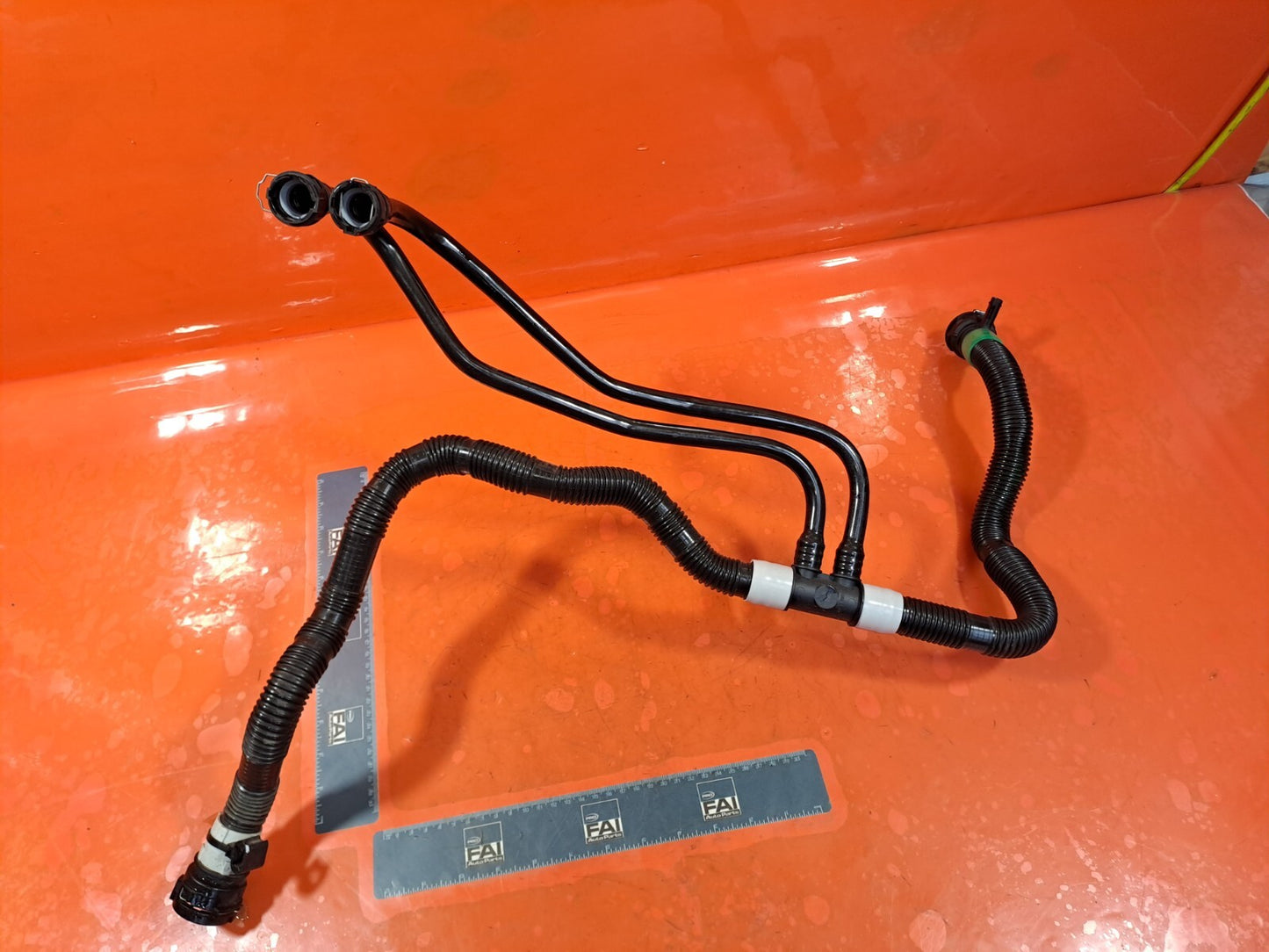 TESLA MODEL 3 LONG 2024 WATER COOLANT HOSE PIPES 1126916-00-B 1836499-00-A A207 - Image 11