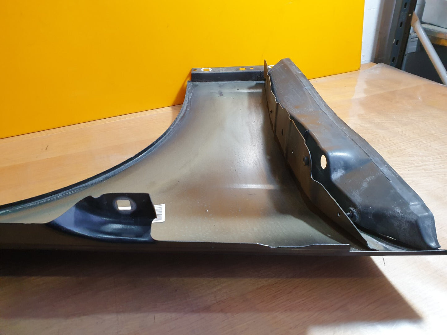2013 MERCEDES C CLASS W204 AMG SPORT 2.1D FRONT LEFT WING PANEL BLACK A126 - Image 12