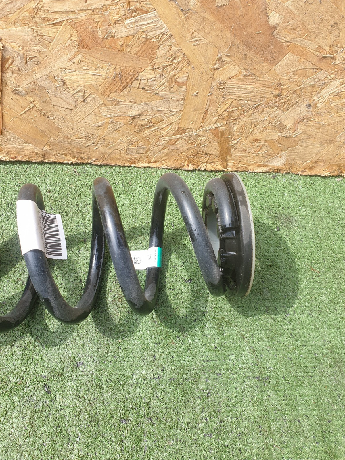 ✅2022 TESLA MODEL Y REAR LEFT/RIGHT SIDE COIL SPRING 1188474-00-B +WARRANTY A172 - Image 3