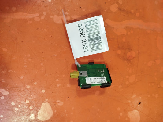 ✅2019 MERCEDES A CLASS W177 1.5D AERIAL ANTENNA AMPLIFIER MODULE A1779052902 - Image 2