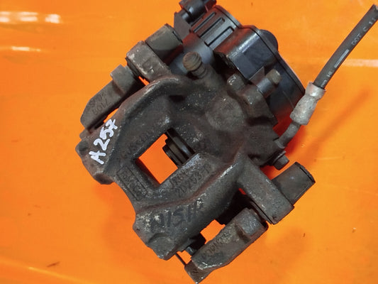 ✅FORD FOCUS MK4 1.5 DIESEL 2018 REAR LEFT BRAKE CALIPER JX612D251BED Warranty - Image 2