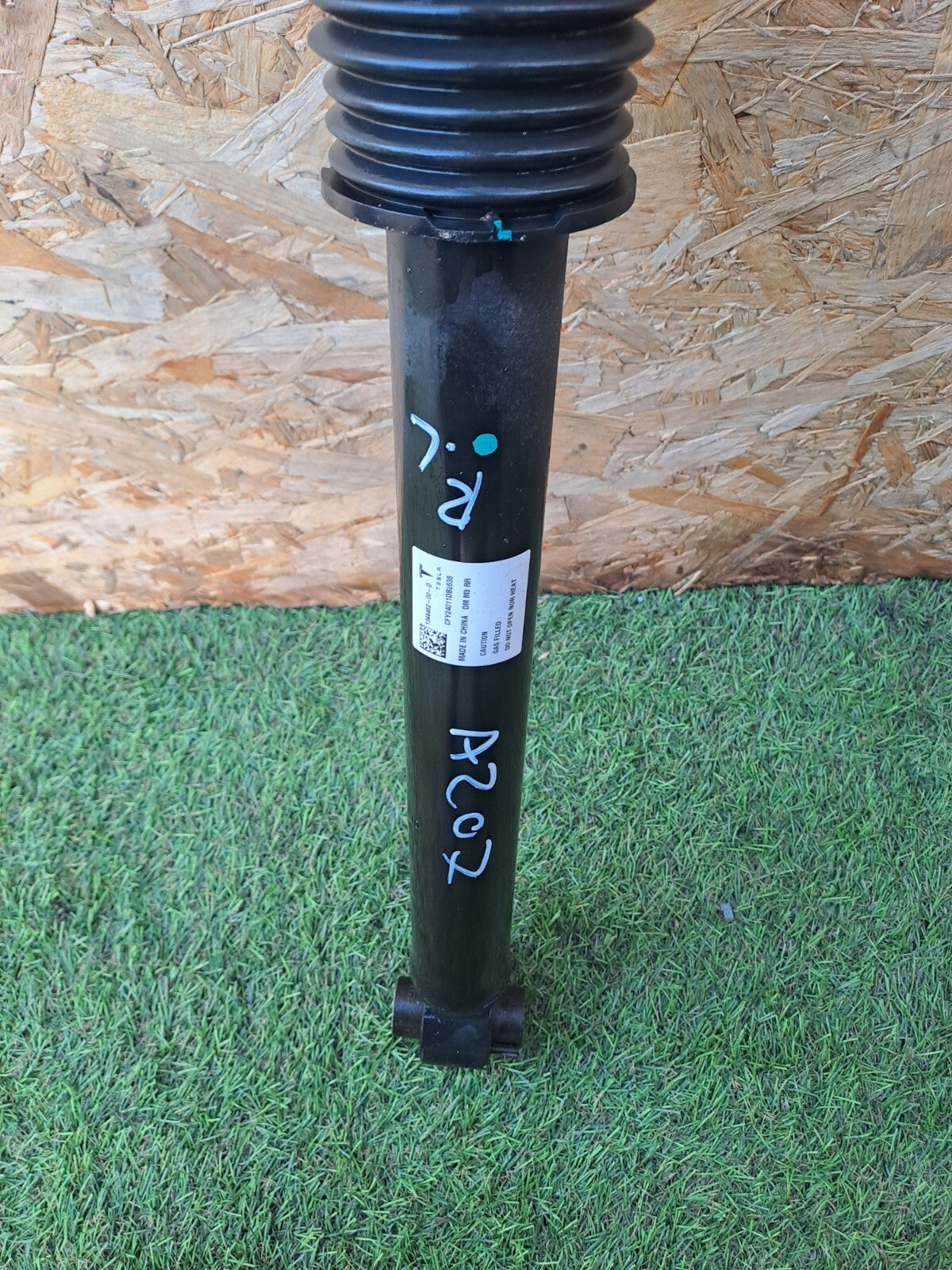 2024 TESLA MODEL 3 LONG REAR LEFT SHOCK ABSORBER 1344462-00-D + WARRANTY A207 - Image 4