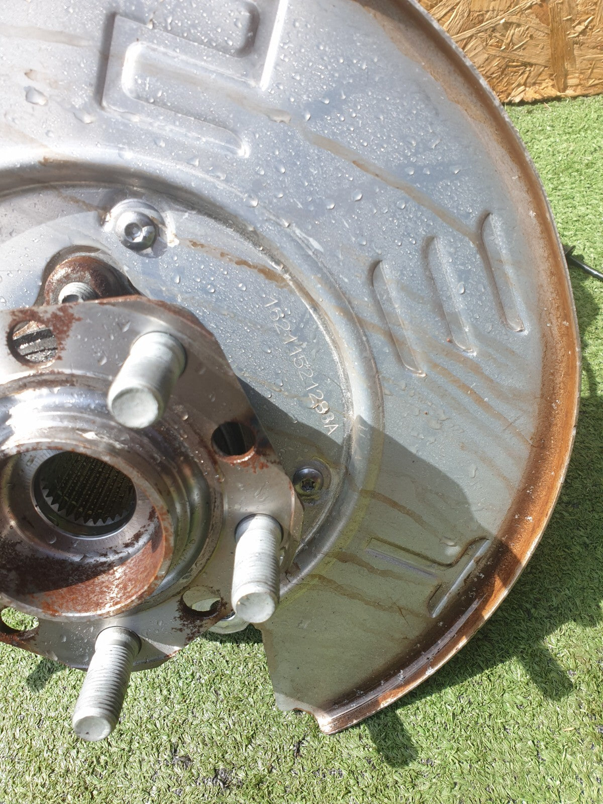✅2022 TESLA MODEL Y REAR LEFT WHEEL HUB 1044665-00-C + WARRANTY A172 - Image 5