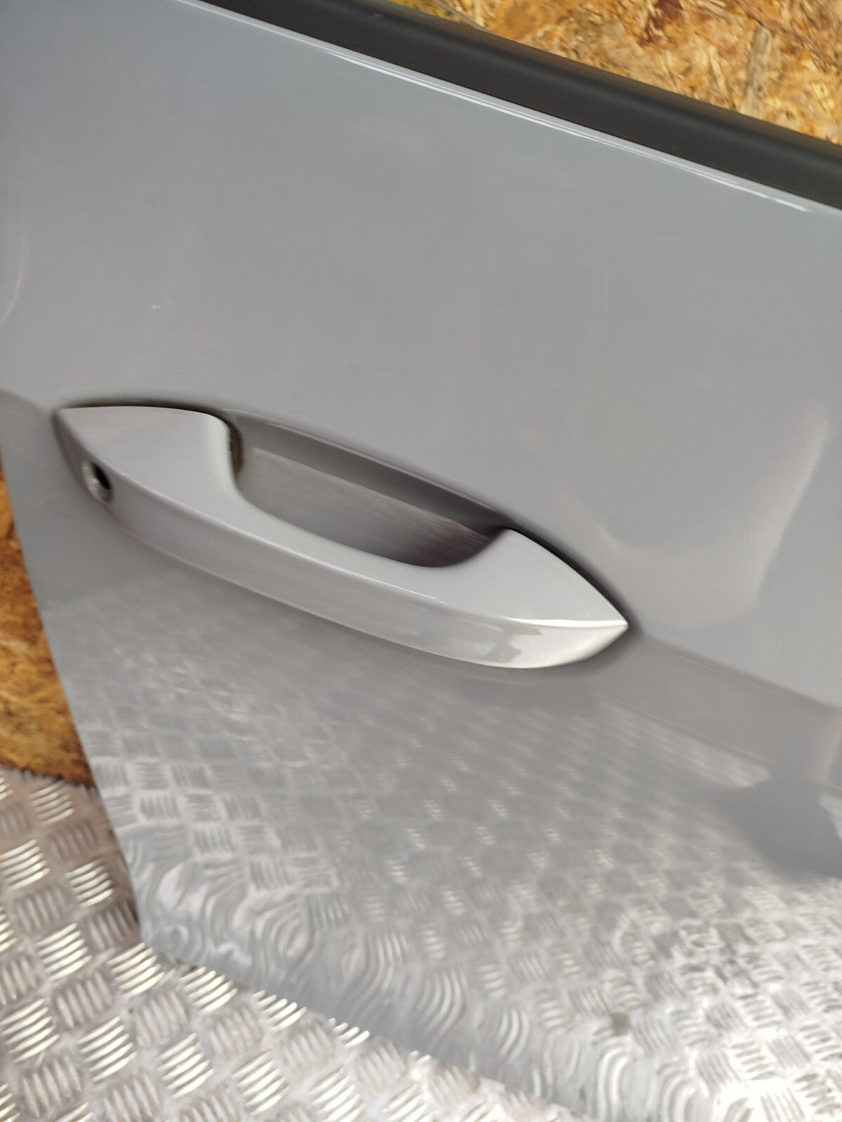 ✅CUPRA BORN V2 Ev 2023 FRONT RIGHT DOOR GREY Warranty A272 - Image 4