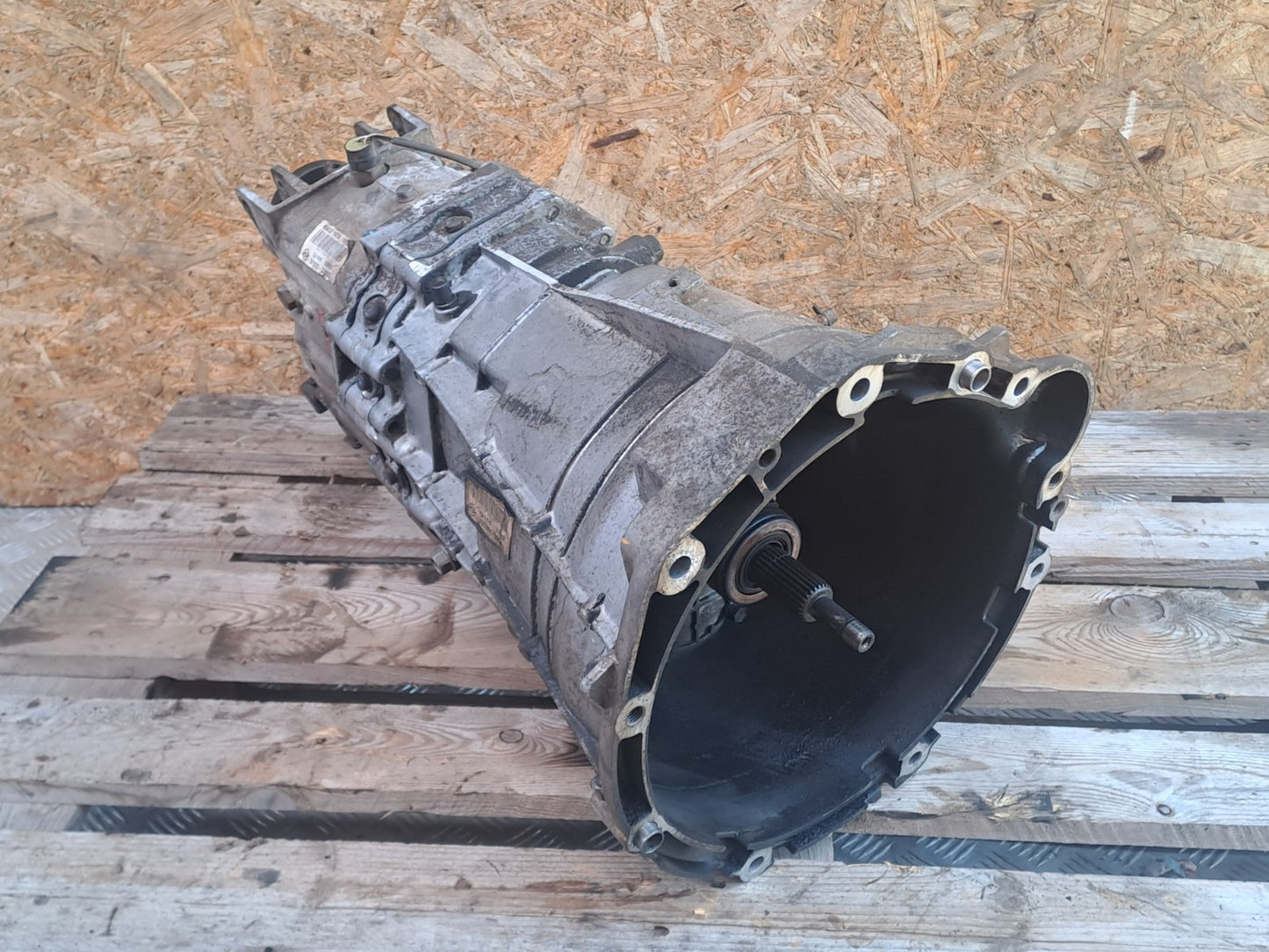✅SSANGYONG RODIUS TURISMO 2.2 DIESEL 2017 6 SPEED MANUAL GEARBOX 31020-32002 - Image 1