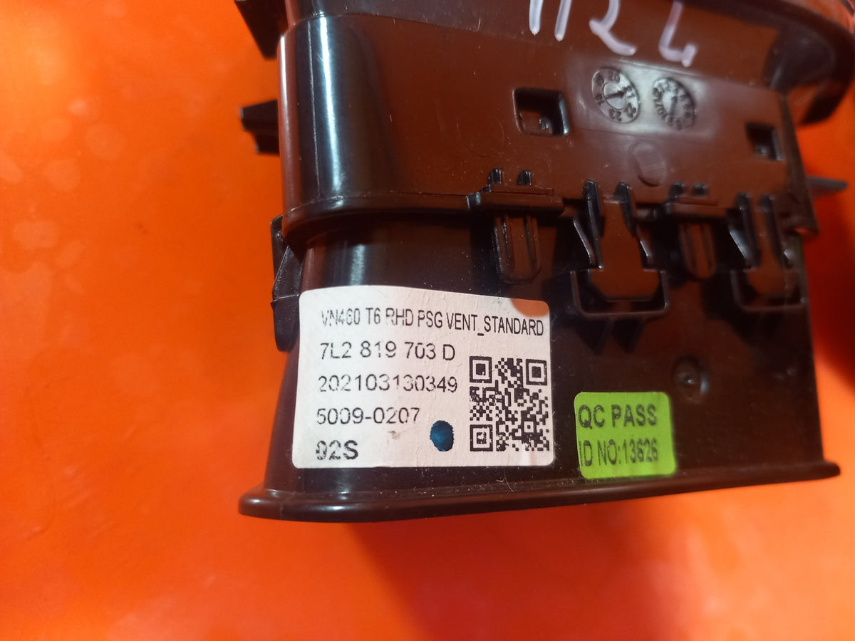 ebay-src:https://i.ebayimg.com/00/s/mtiwmfgxnjaw/z/ityaaeswicxqqpgi/$_57.jpg