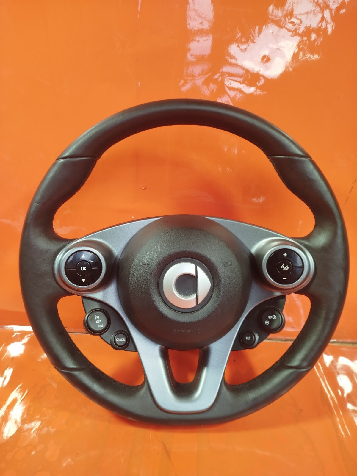 ✅SMART EQ FORFOUR 2020 MULTIFUNCTION LEATHER STEERING WHEEL Warranty A263 - Image 1