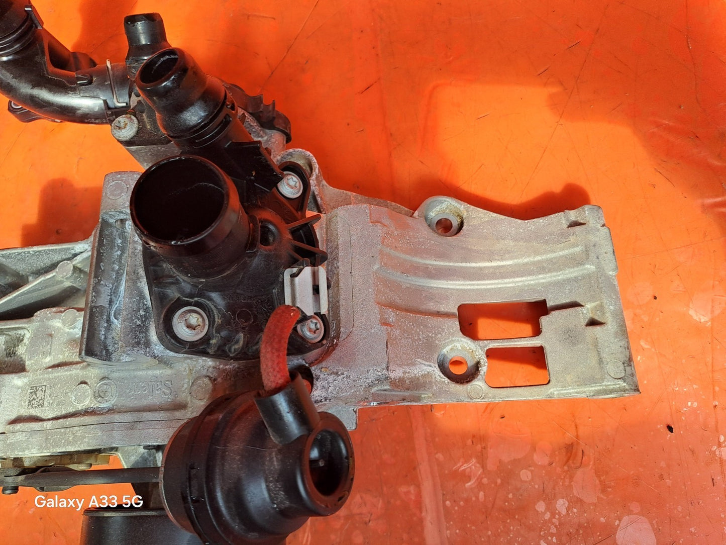 ✅BMW 220D M Sport F44 2 Series 2023 2.0 Diesel COOLANT WATER PUMP HOUSING A293 - Image 4
