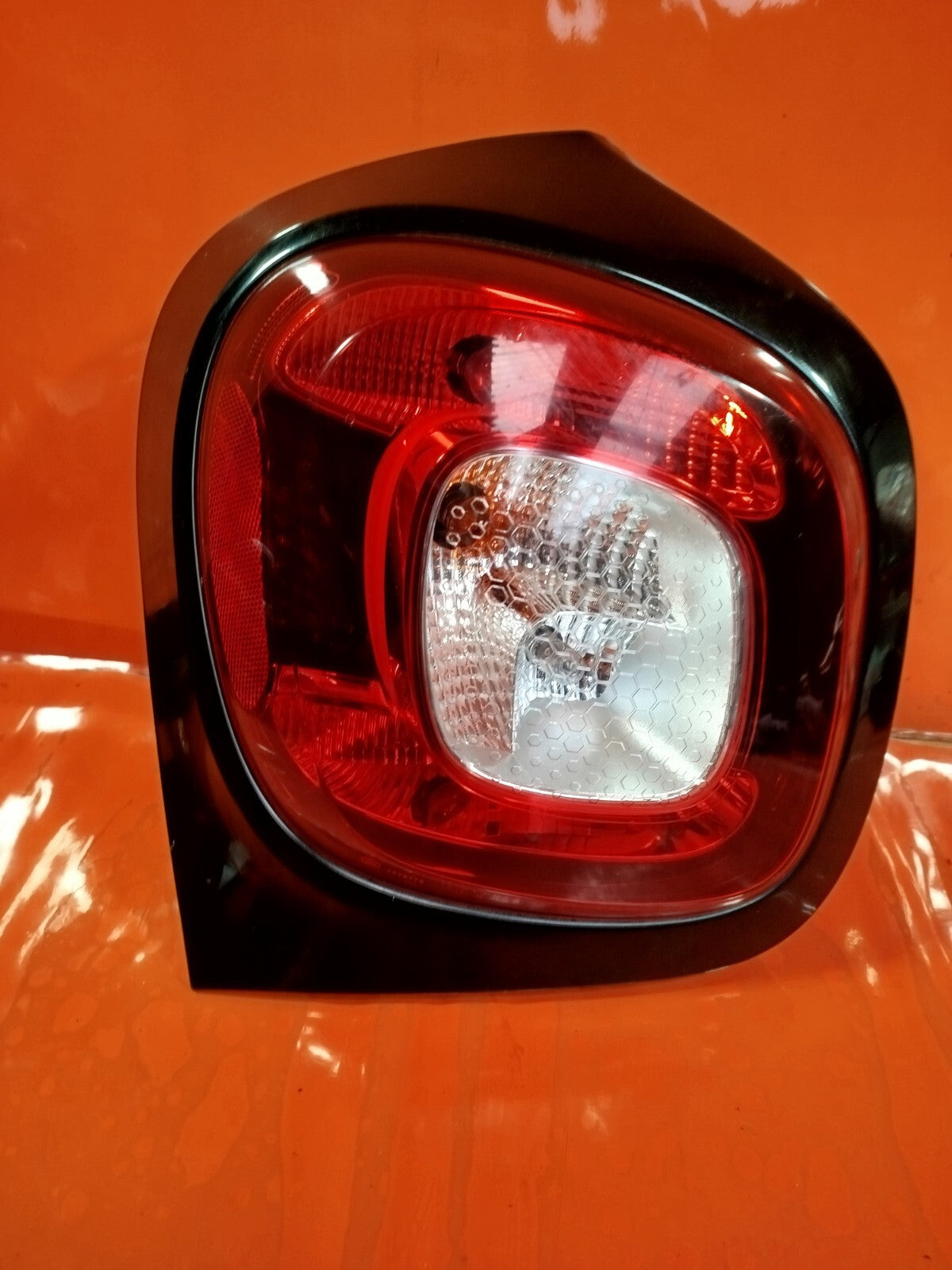 ✅SMART EQ FORFOUR 2020 REAR LEFT TAIL LIGHT Warranty A263 - Image 1