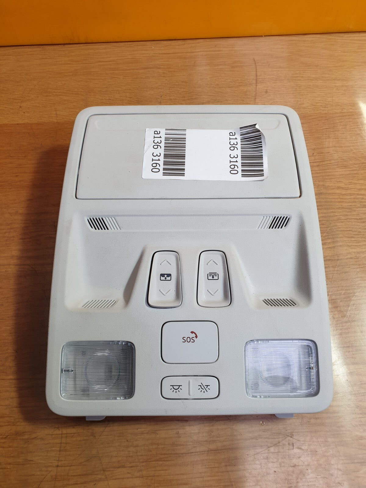 ✅2022 FORD FOCUS ACTIVE 1.5D INTERIOR ROOF COURTESY LIGHT DS7T-15K609-CC A136 - Image 4