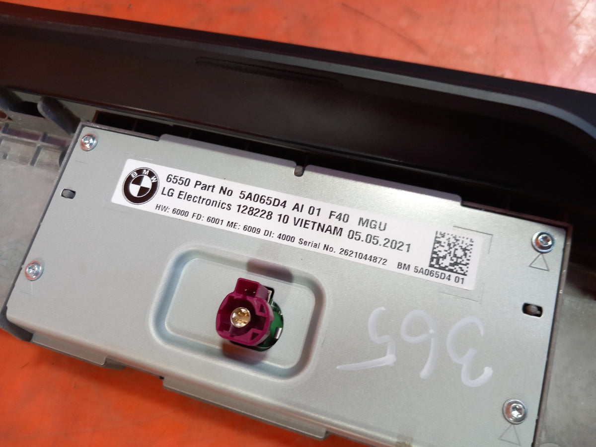 ebay-src:https://i.ebayimg.com/00/s/mtiwmfgxnjaw/z/vz4aaeswujrqh-zx/$_57.jpg